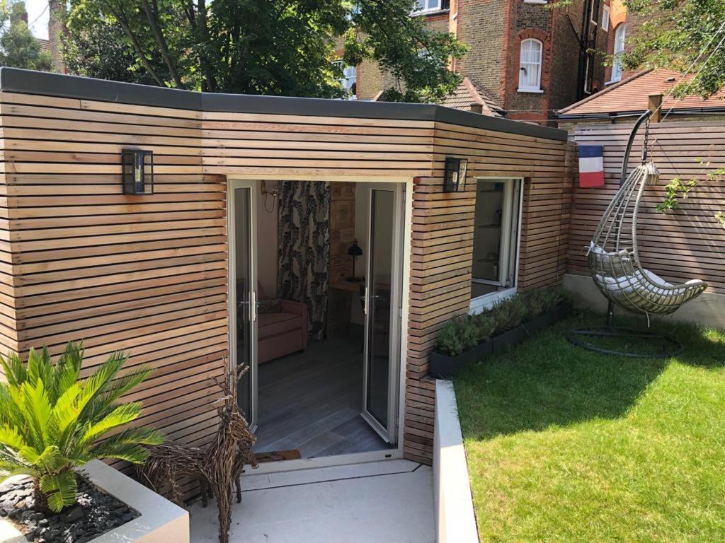 Independent Garden Study Apartment London Exterior photo